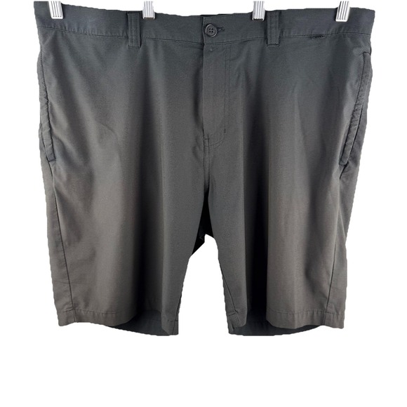 Travis Mathew Other - Travis Mathew Shorts Mens Sz 40 Gray Performance Stretch Golf Chinos 10" Inseam